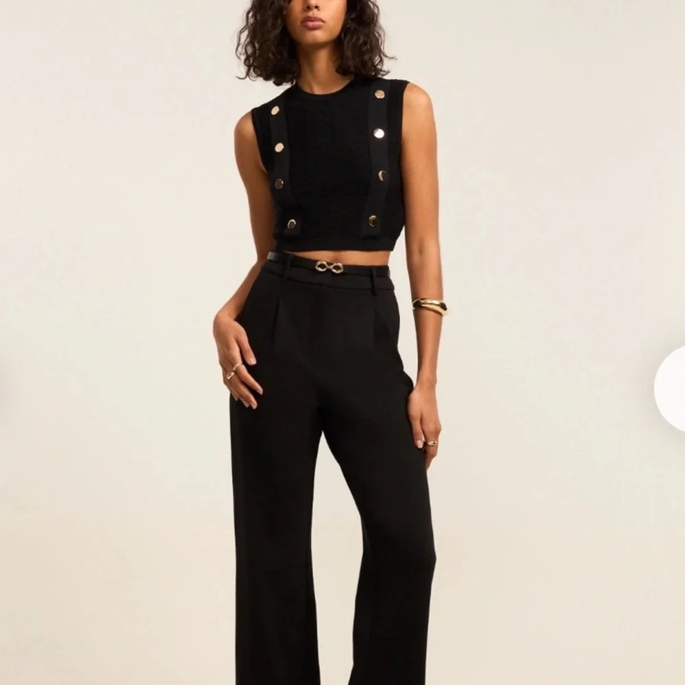 NEW ZARA S Black Sleeveless Crop Top Knit Vest Gold Button Accents Small NWT - Picture 15 of 15